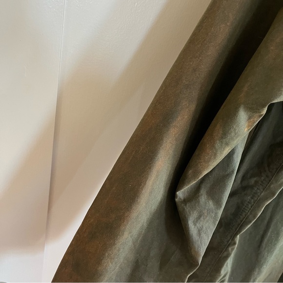 🤍 guc | Barbour | classic waxed olive green jacket - Picture 10 of 11